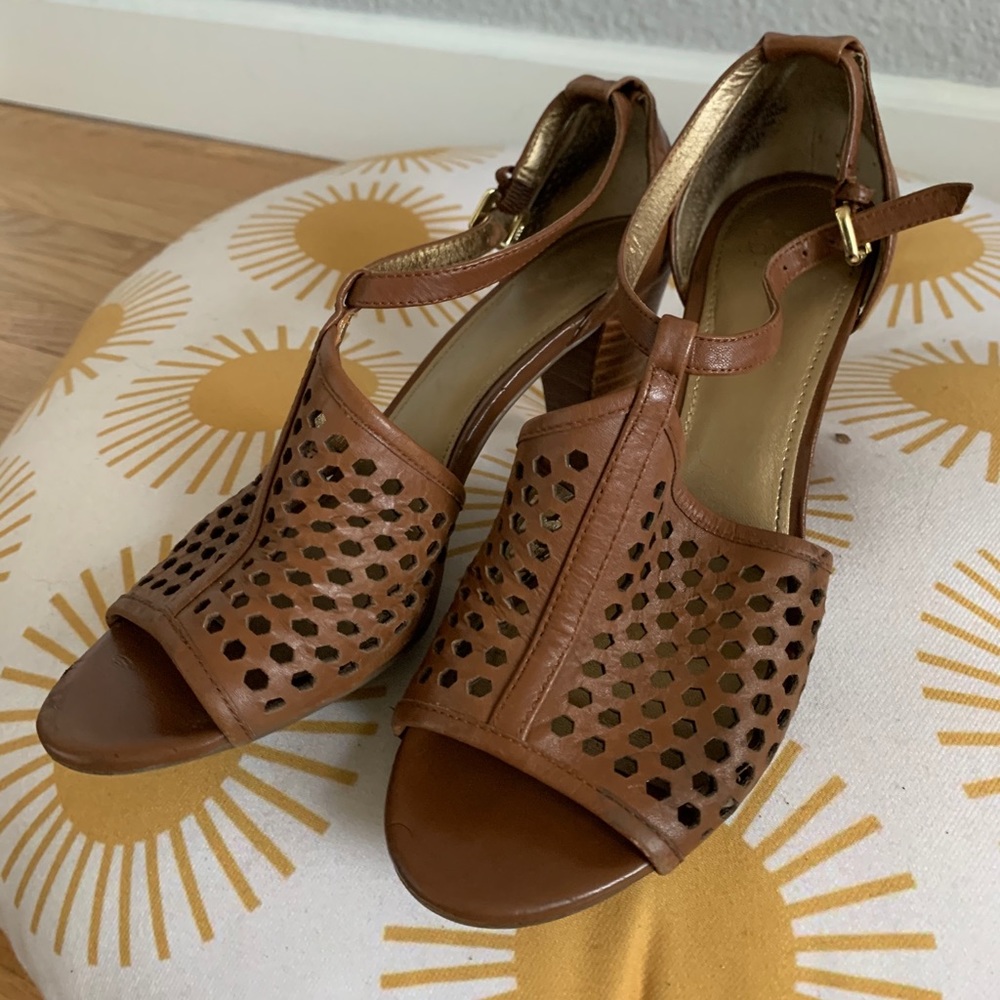 Brown leather Joan‘ David Luxe heels 7.5 M